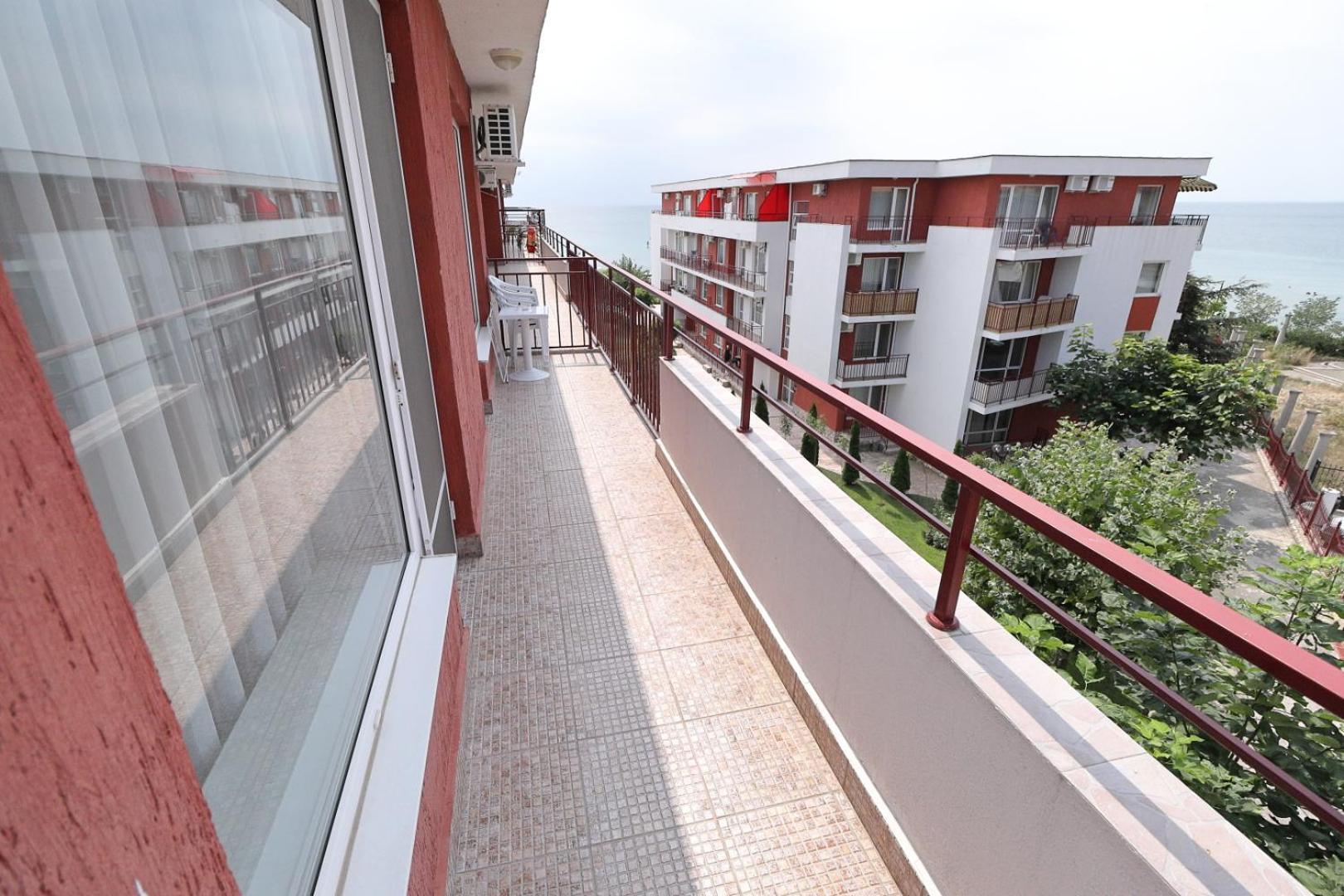 Privilege Fort Beach Apartments Sveti Vlas Buitenkant foto