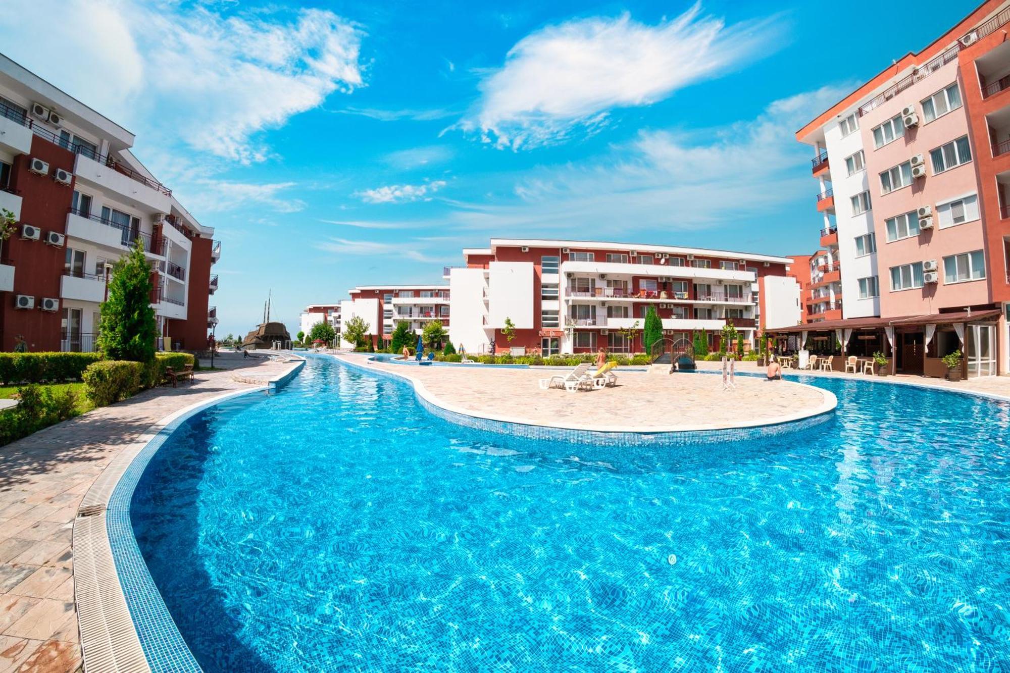 Privilege Fort Beach Apartments Sveti Vlas Buitenkant foto