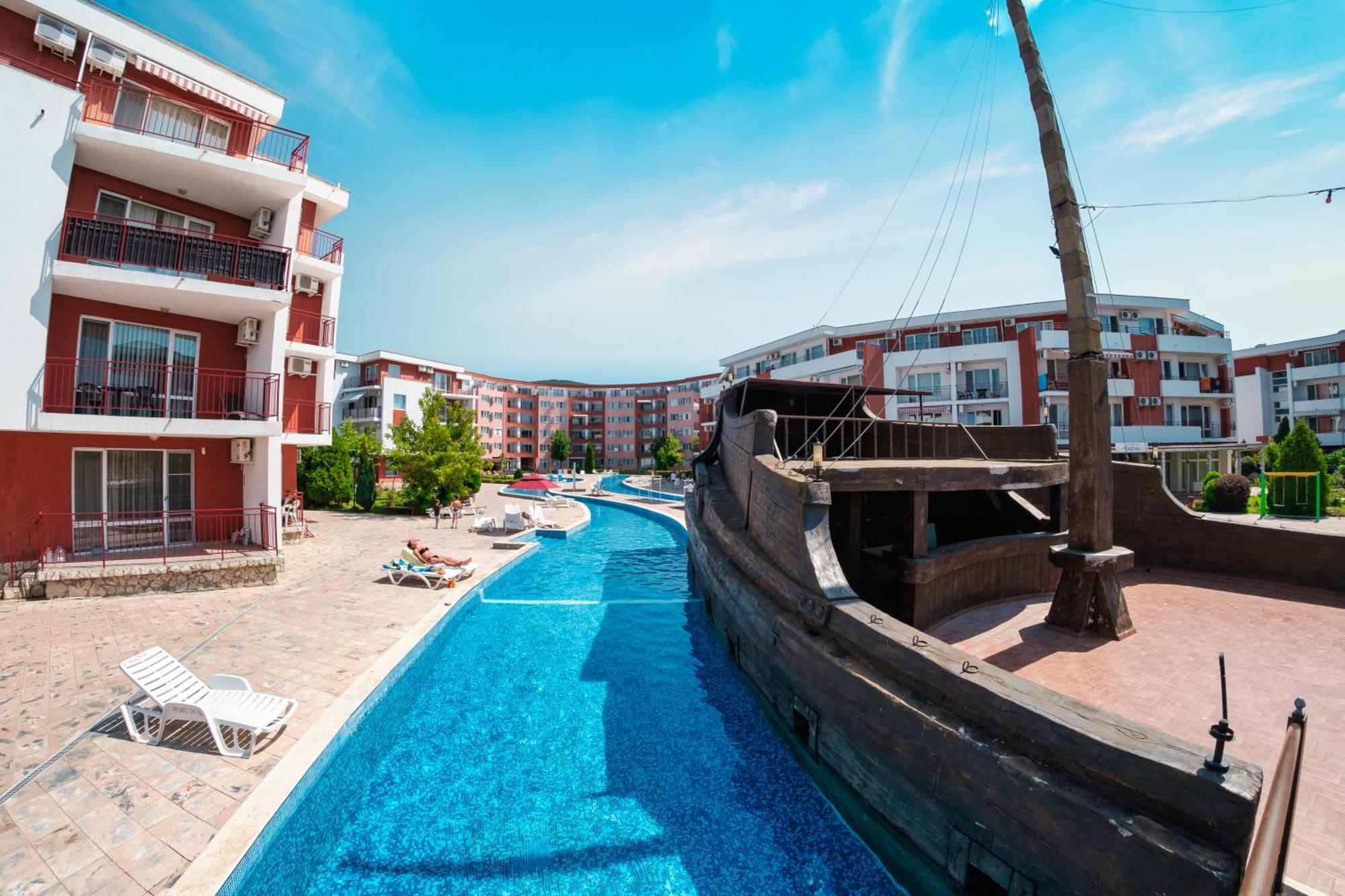 Privilege Fort Beach Apartments Sveti Vlas Buitenkant foto