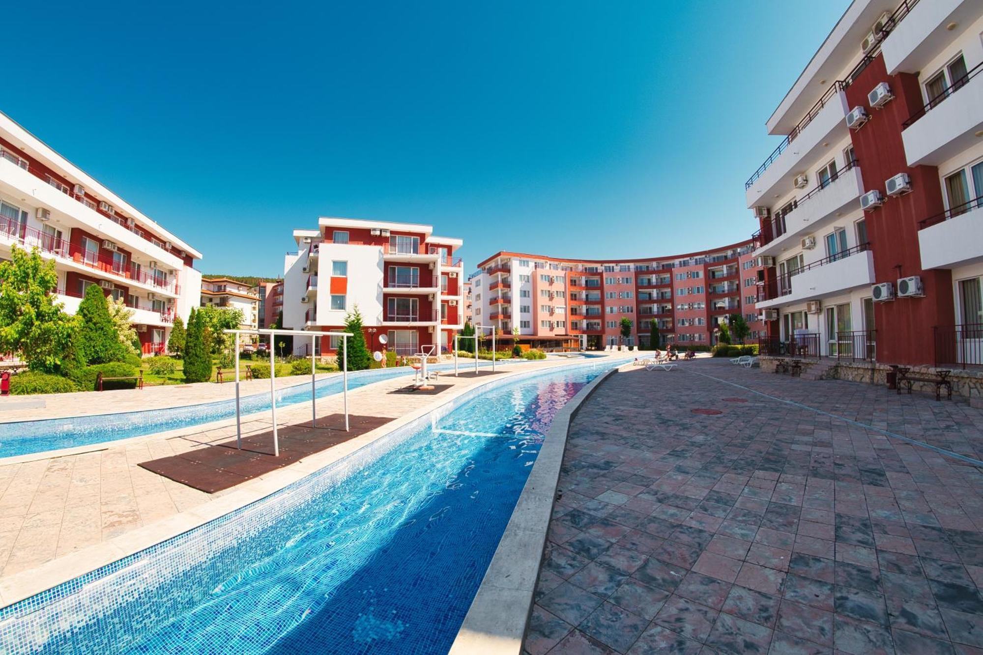 Privilege Fort Beach Apartments Sveti Vlas Buitenkant foto