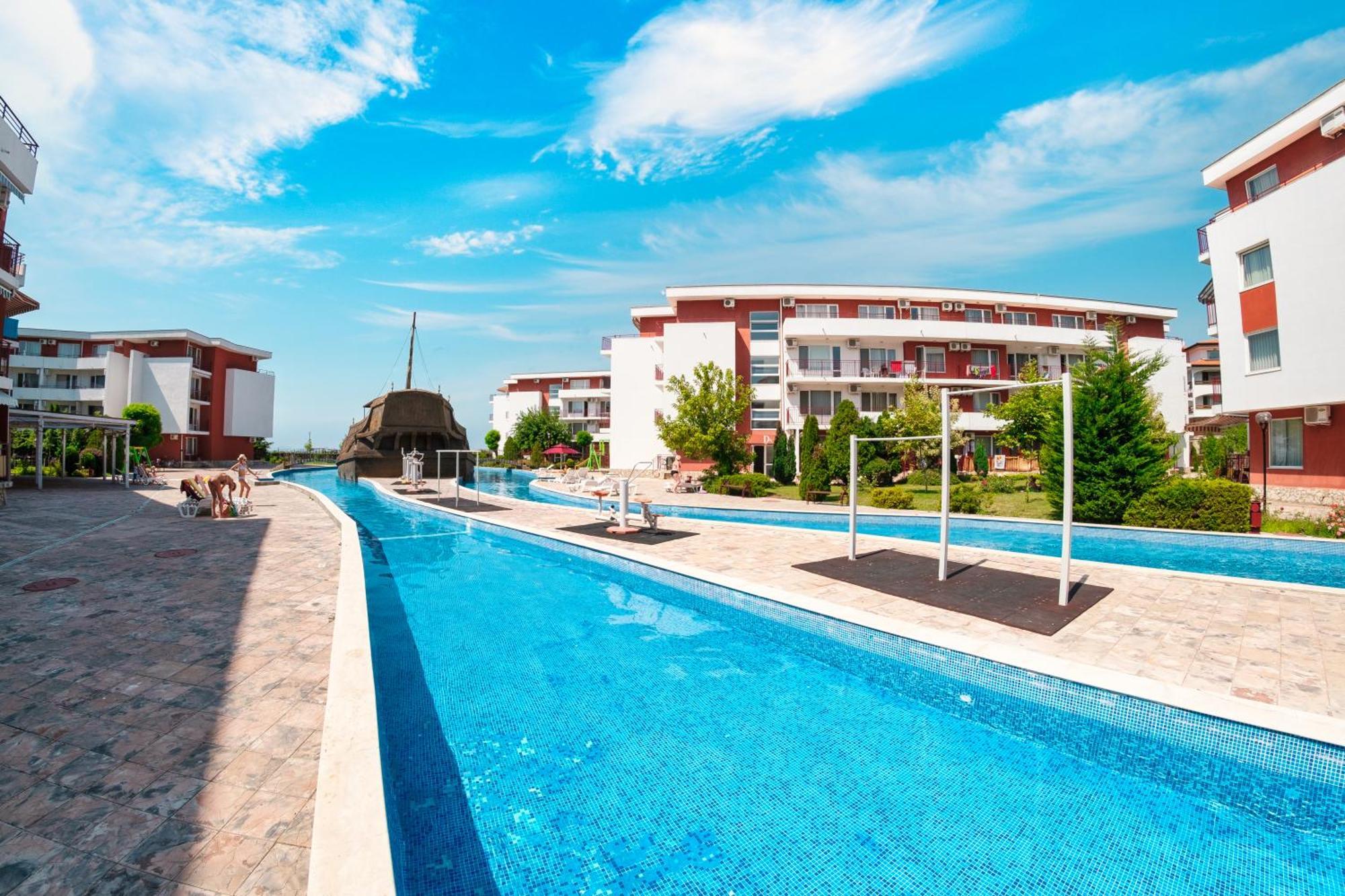Privilege Fort Beach Apartments Sveti Vlas Buitenkant foto