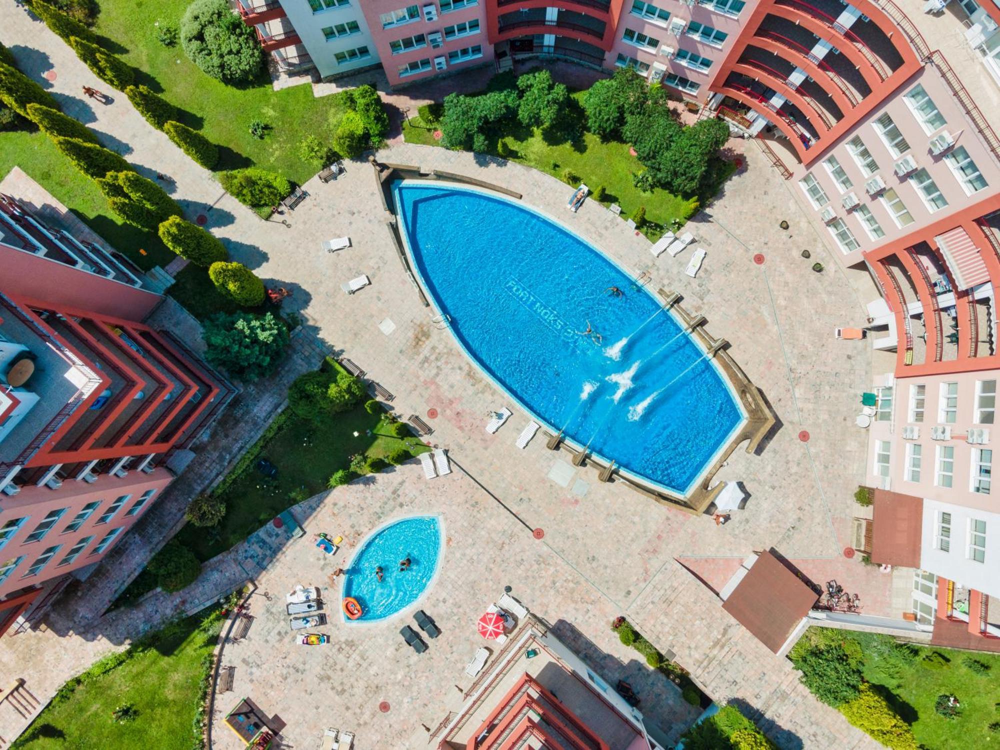 Privilege Fort Beach Apartments Sveti Vlas Buitenkant foto