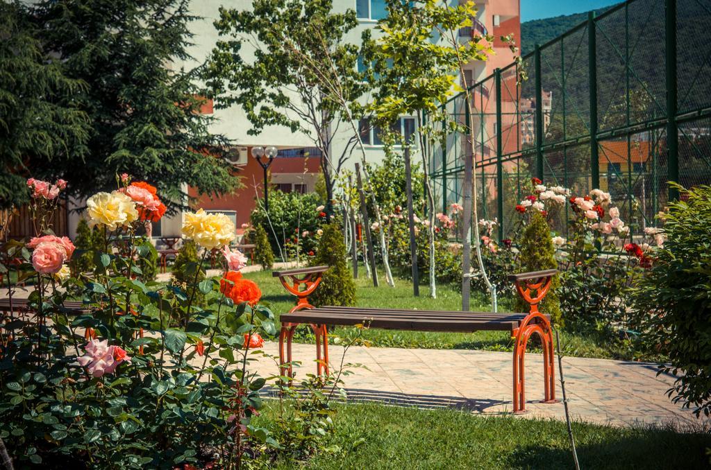 Privilege Fort Beach Apartments Sveti Vlas Buitenkant foto
