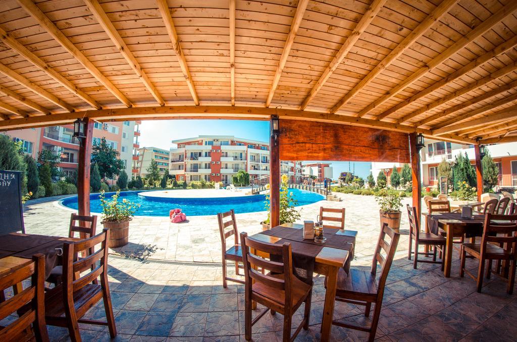 Privilege Fort Beach Apartments Sveti Vlas Buitenkant foto