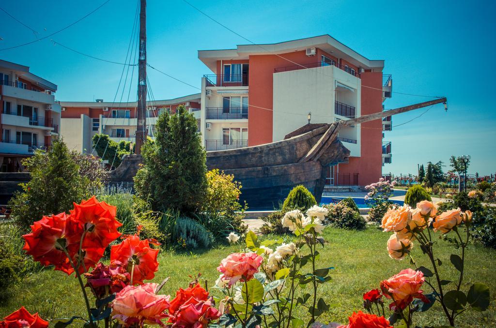 Privilege Fort Beach Apartments Sveti Vlas Buitenkant foto