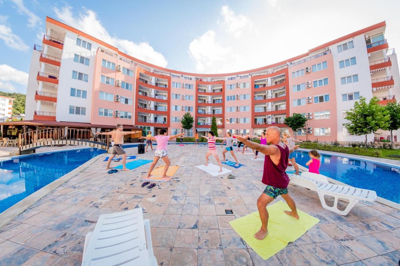 Privilege Fort Beach Apartments Sveti Vlas Buitenkant foto