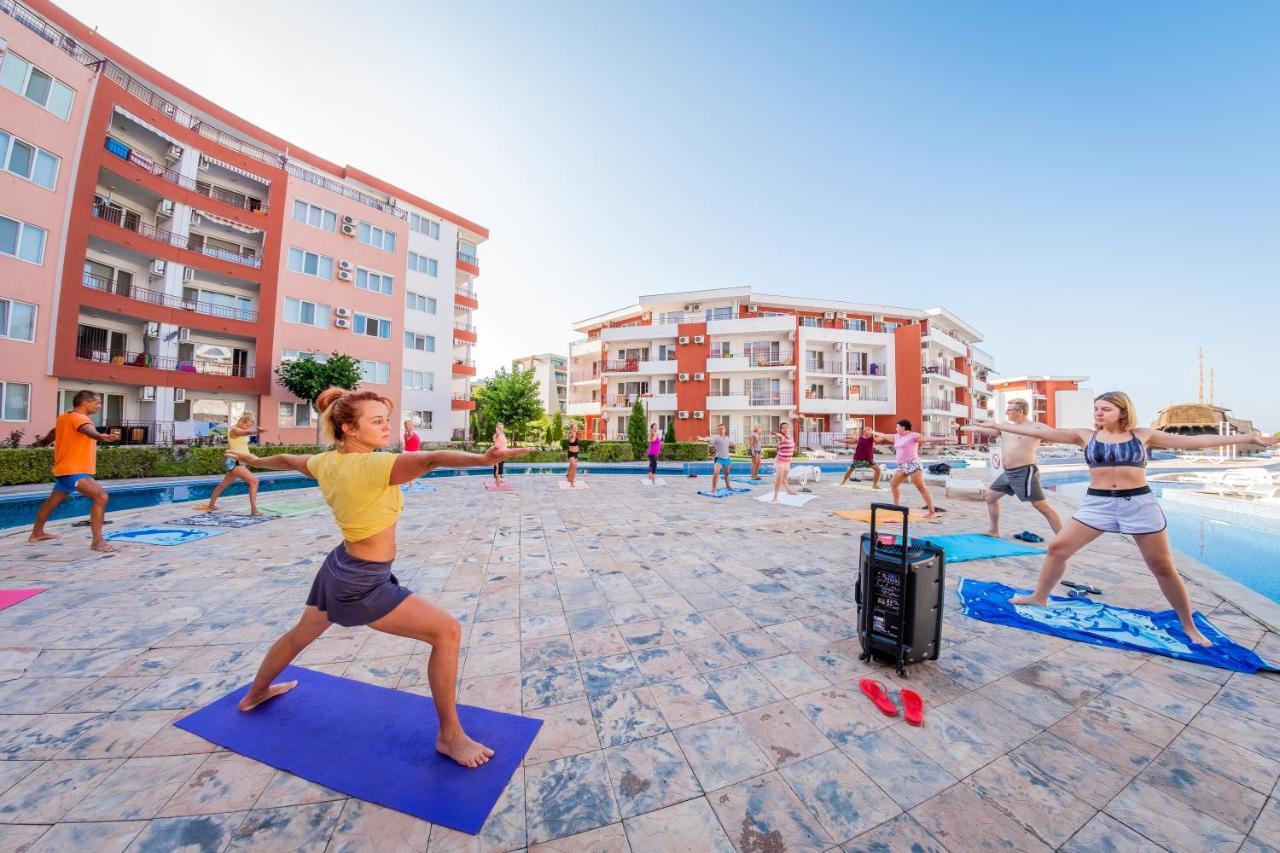 Privilege Fort Beach Apartments Sveti Vlas Buitenkant foto
